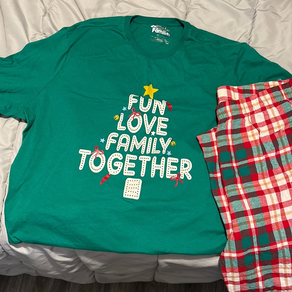 XL men’s Christmas matching family pajamas